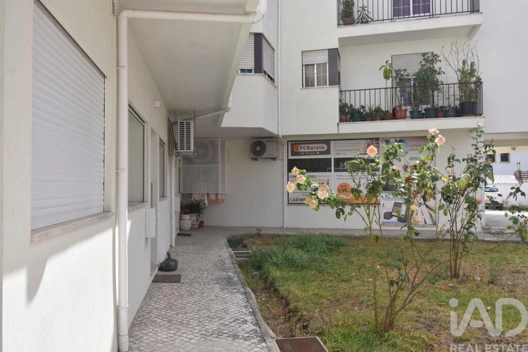 Apartamento T2 para Venda em Miranda do Corvo Foto 3