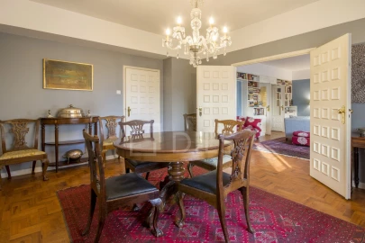 Apartamento T4 para Venda em Aldoar, Foz do Douro e Nevogilde