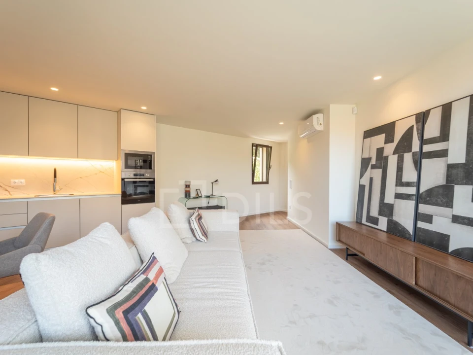 Apartamento T2 para Venda em Arcozelo Foto 4