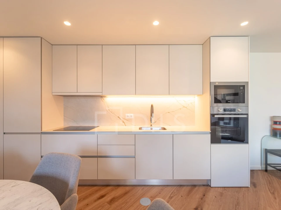 Apartamento T2 para Venda em Arcozelo Foto 7