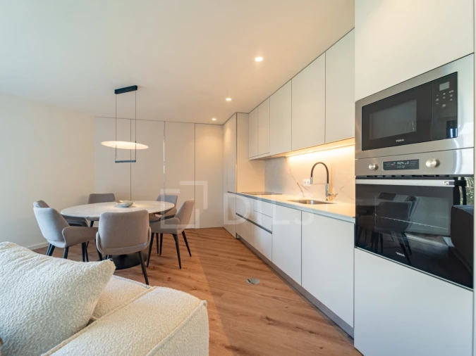 Apartamento T2 para Venda em Arcozelo Foto 3
