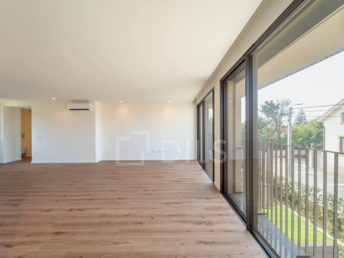 Apartamento T2 para Venda em Arcozelo Foto 2