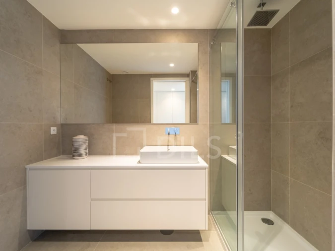 Apartamento T2 para Venda em Arcozelo Foto 18