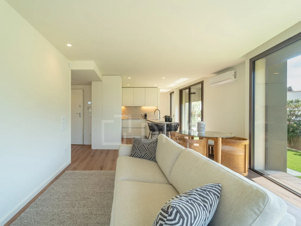Apartamento T1 para Venda em Arcozelo Foto 12