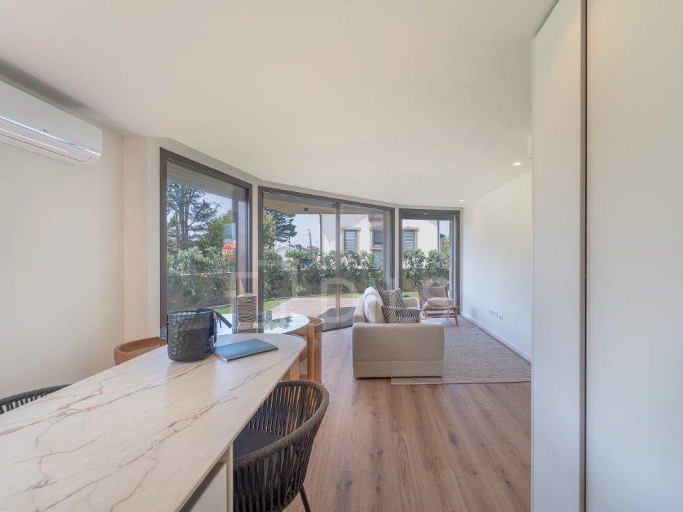 Apartamento T1 para Venda em Arcozelo Foto 16