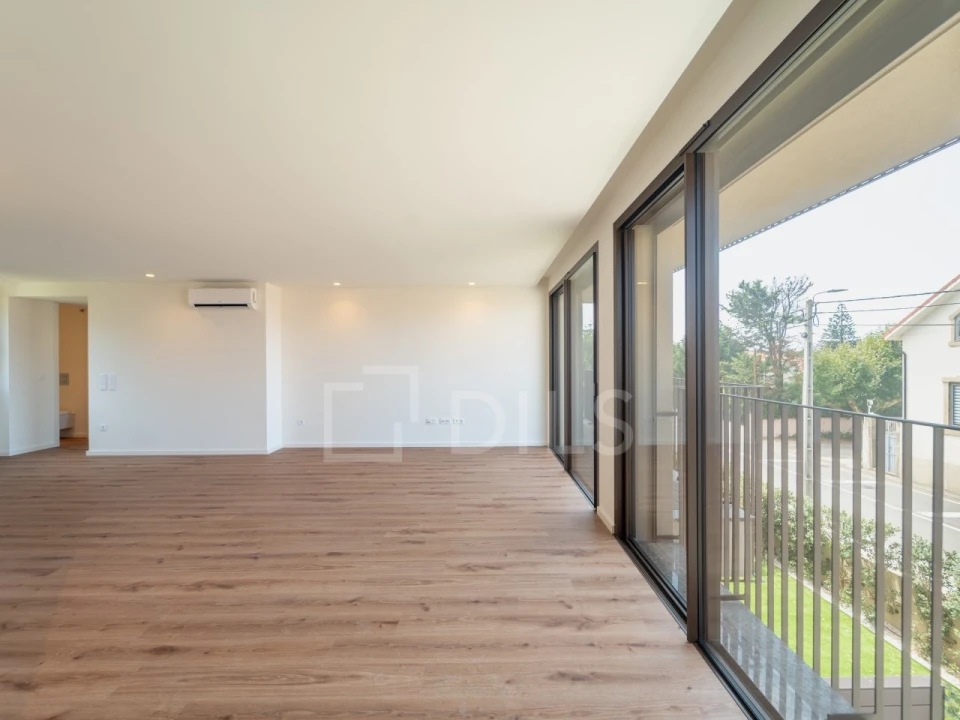 Apartamento T2 para Venda em Arcozelo Foto 1