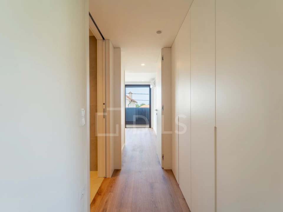 Apartamento T2 para Venda em Arcozelo Foto 16