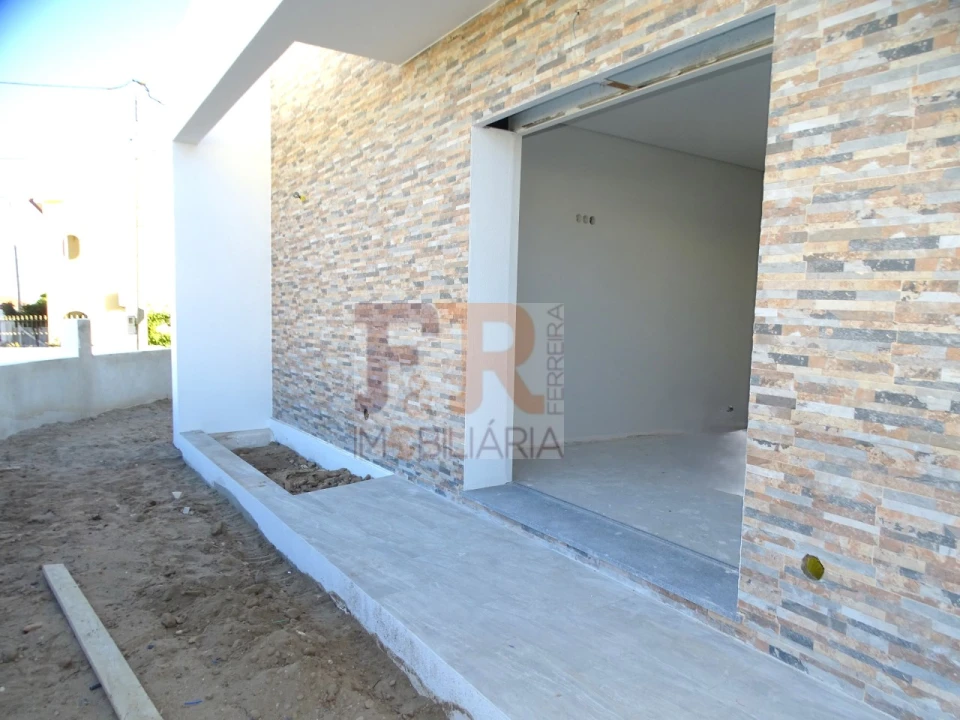 Moradia T3 para Venda em Fernao Ferro Foto 3