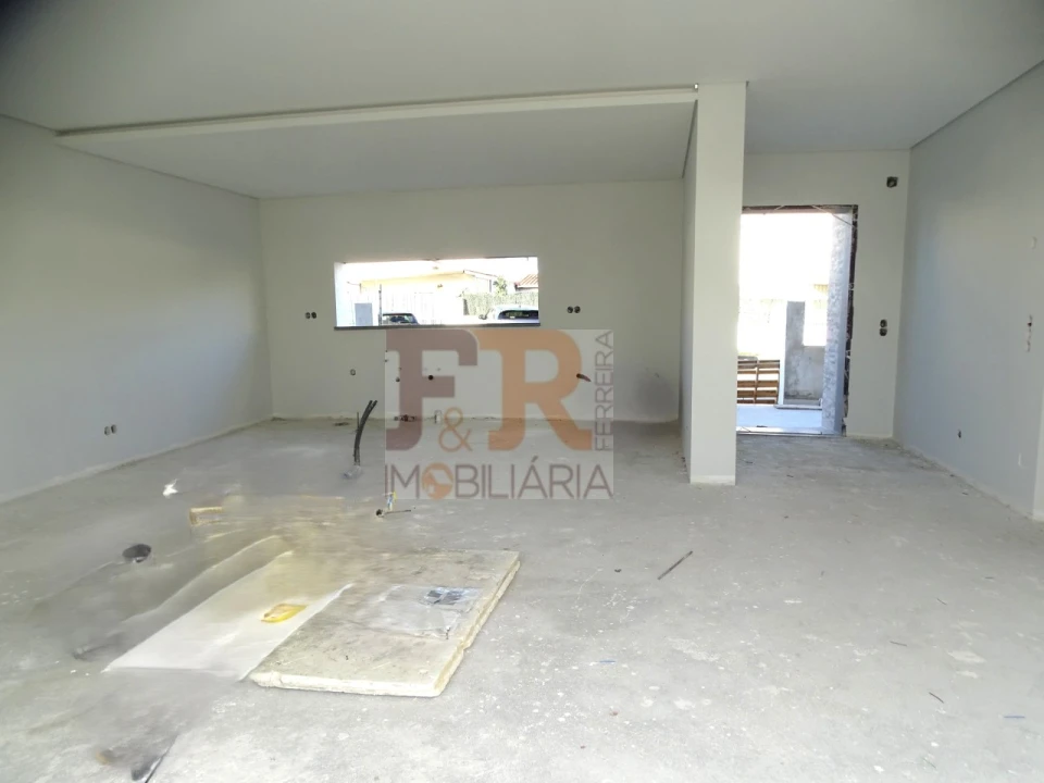 Moradia T3 para Venda em Fernao Ferro Foto 6