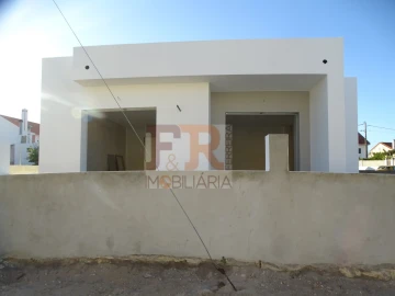 Moradia T3 para Venda em Fernao Ferro
