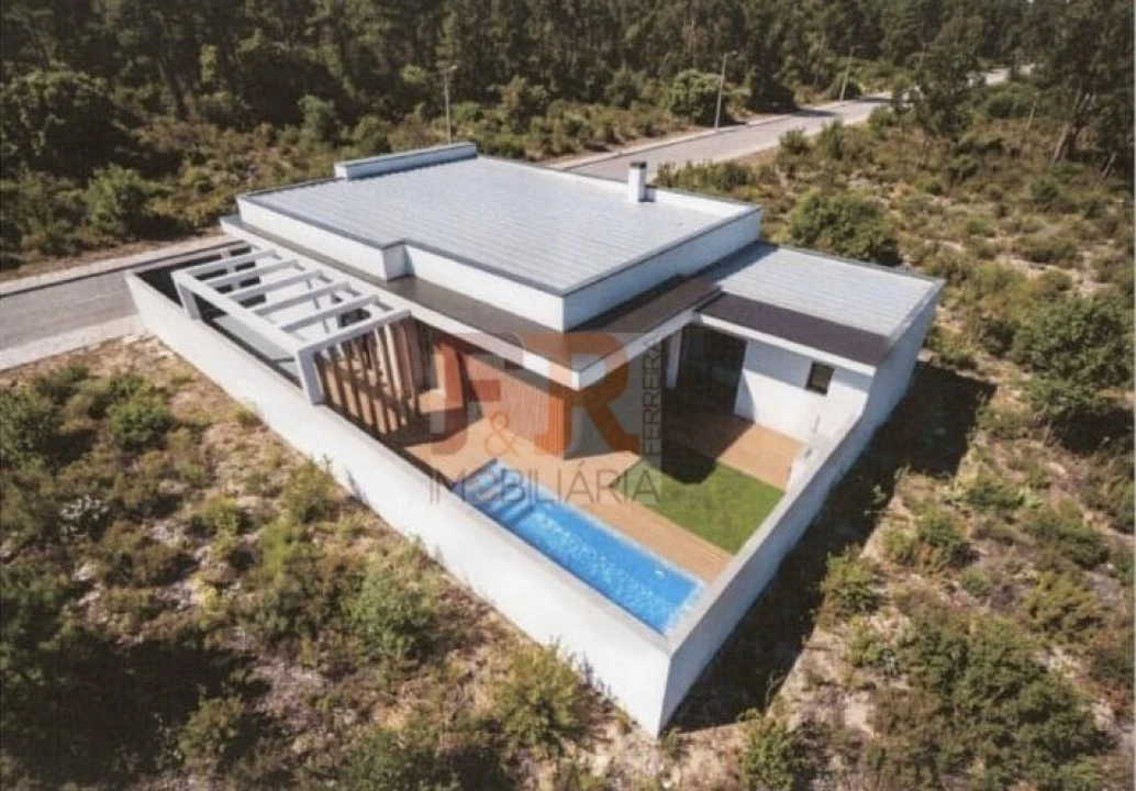 Moradia T3 para Venda em Fernao Ferro Foto 18