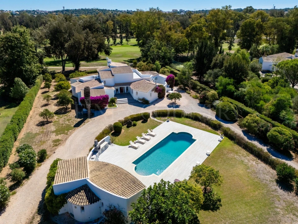 Moradia T5 para Venda em Alvor Foto 1