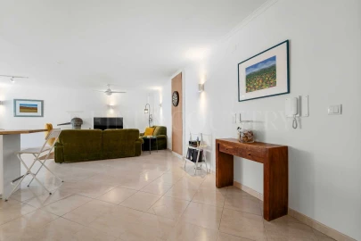 Apartamento T3 para Venda em Albufeira e Olhos de Água