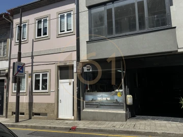 Armazém para Venda em Cedofeita, Santo Ildefonso, Sé, Miragaia, São Nicolau e Vitória