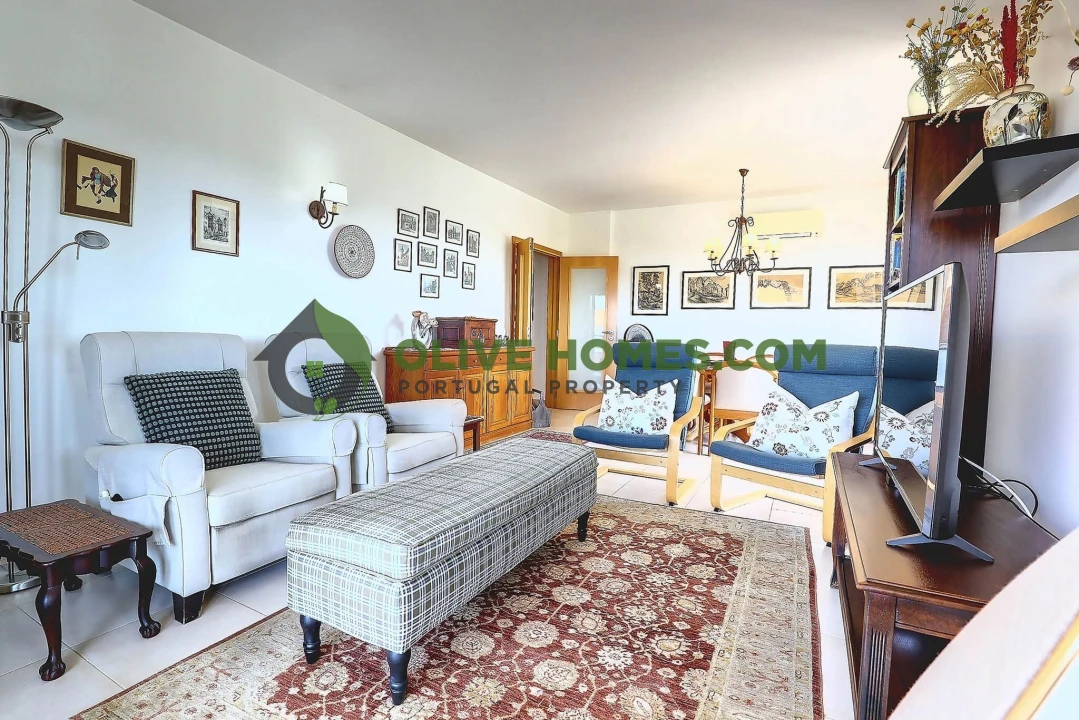 Apartamento T3 para Venda em Quarteira Foto 17