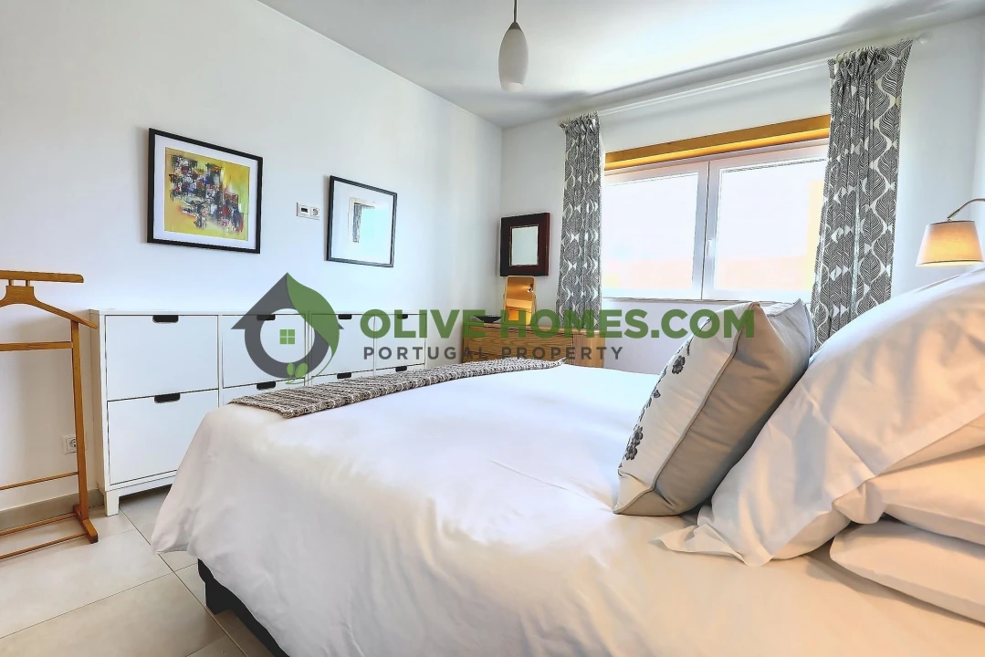 Apartamento T3 para Venda em Quarteira Foto 30