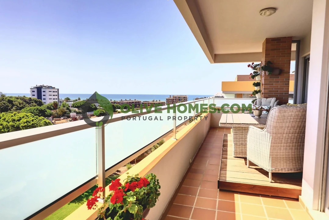 Apartamento T3 para Venda em Quarteira Foto 2