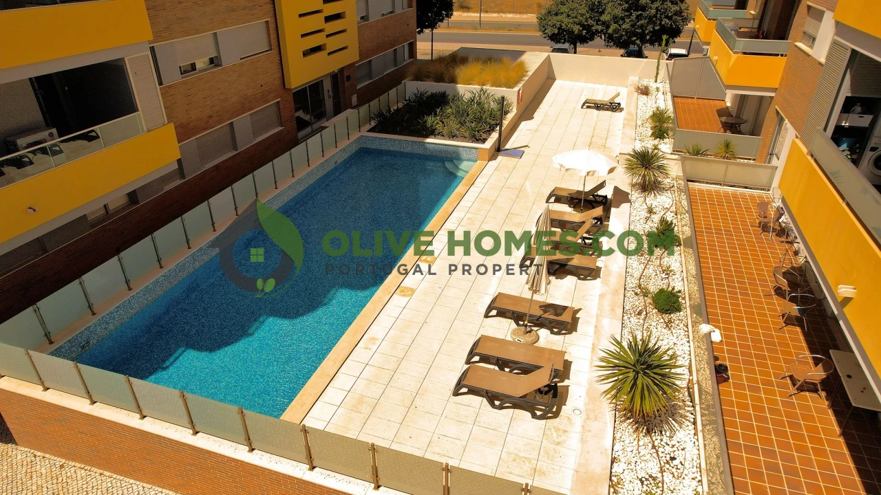 Apartamento T3 para Venda em Quarteira Foto 7
