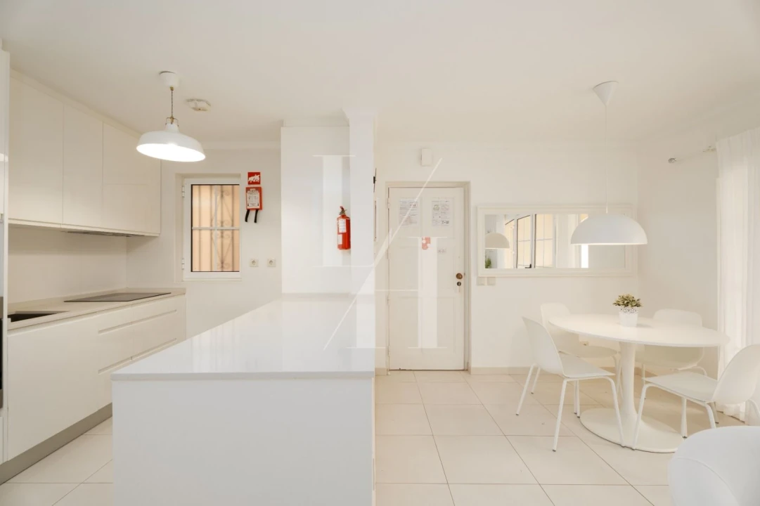 Apartamento T2 para Arrendamento férias em Quarteira Foto 18