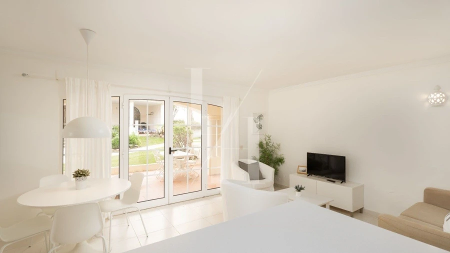 Apartamento T2 para Arrendamento férias em Quarteira