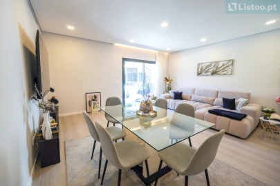 Apartamento T2 para Venda em Malveira e São Miguel de Alcainça