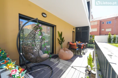 Apartamento T2 para Venda em Malveira e São Miguel de Alcainça