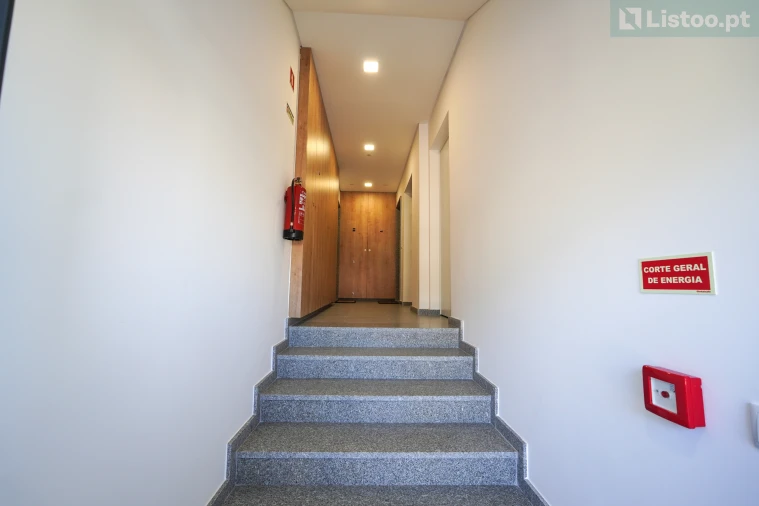 Apartamento T2 para Venda em Malveira e São Miguel de Alcainça Foto 33
