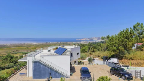 Moradia T7 para Venda em Famalicão
