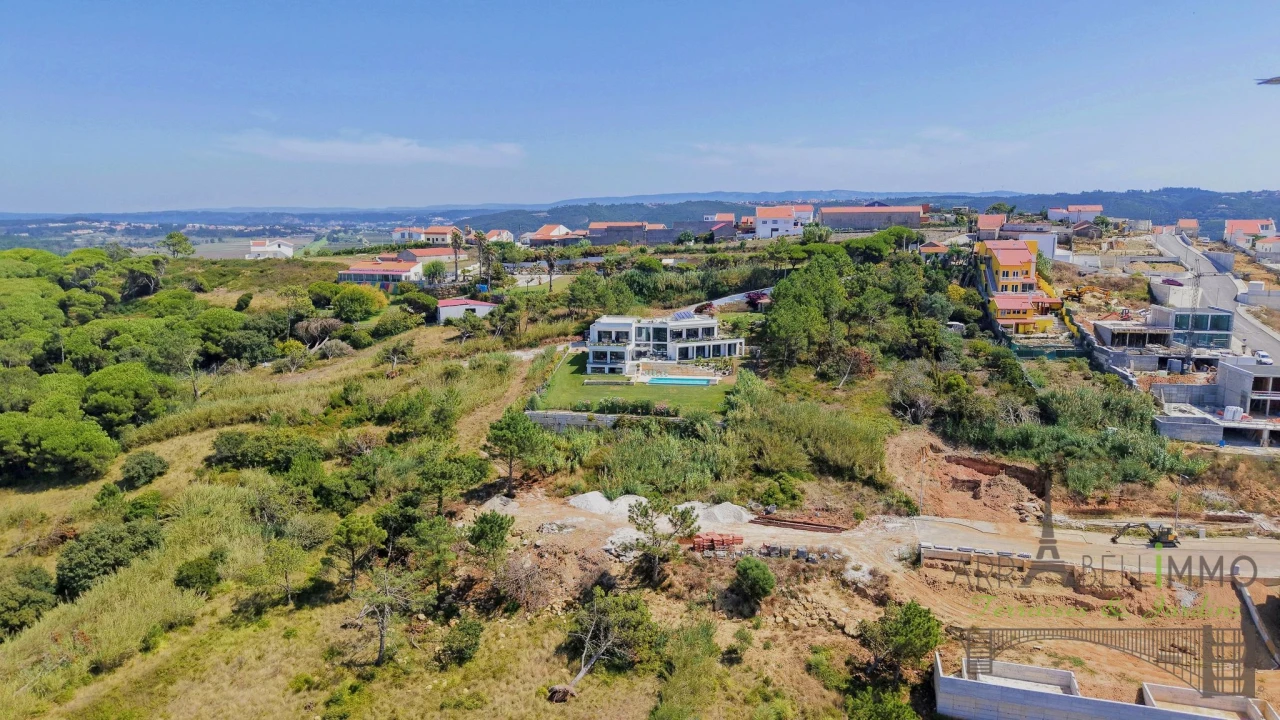Moradia T7 para Venda em Famalicão Foto 3