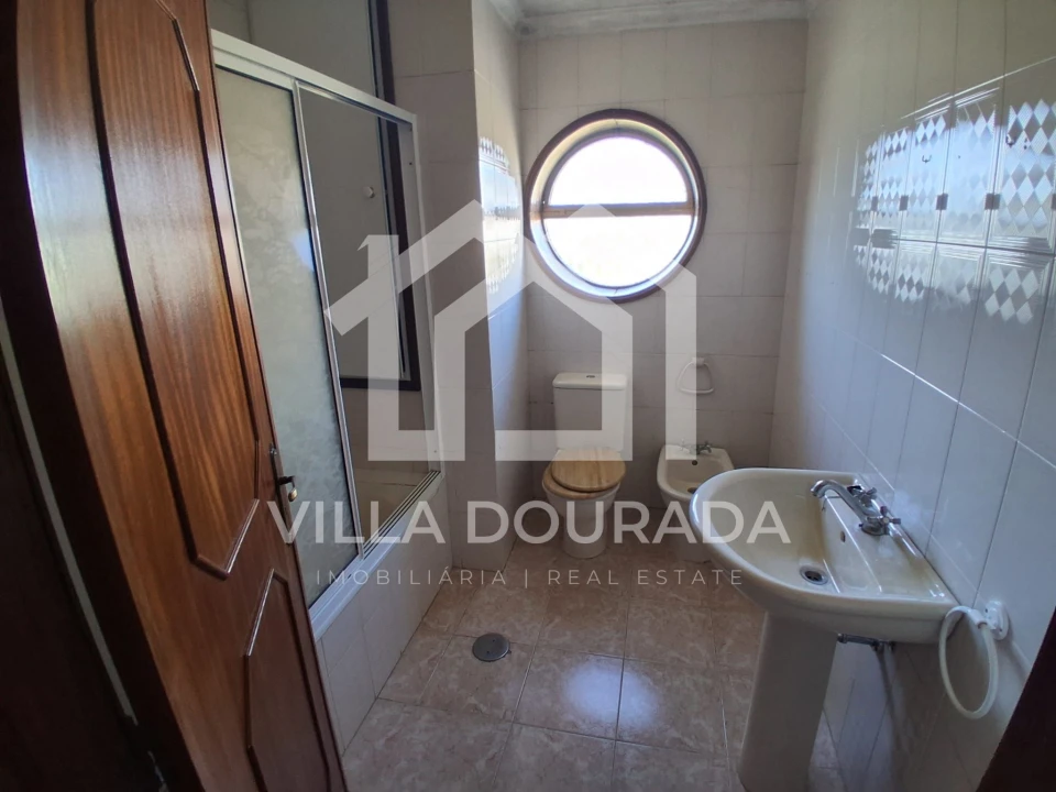 Apartamento T3 para Venda em Rio Tinto Foto 11