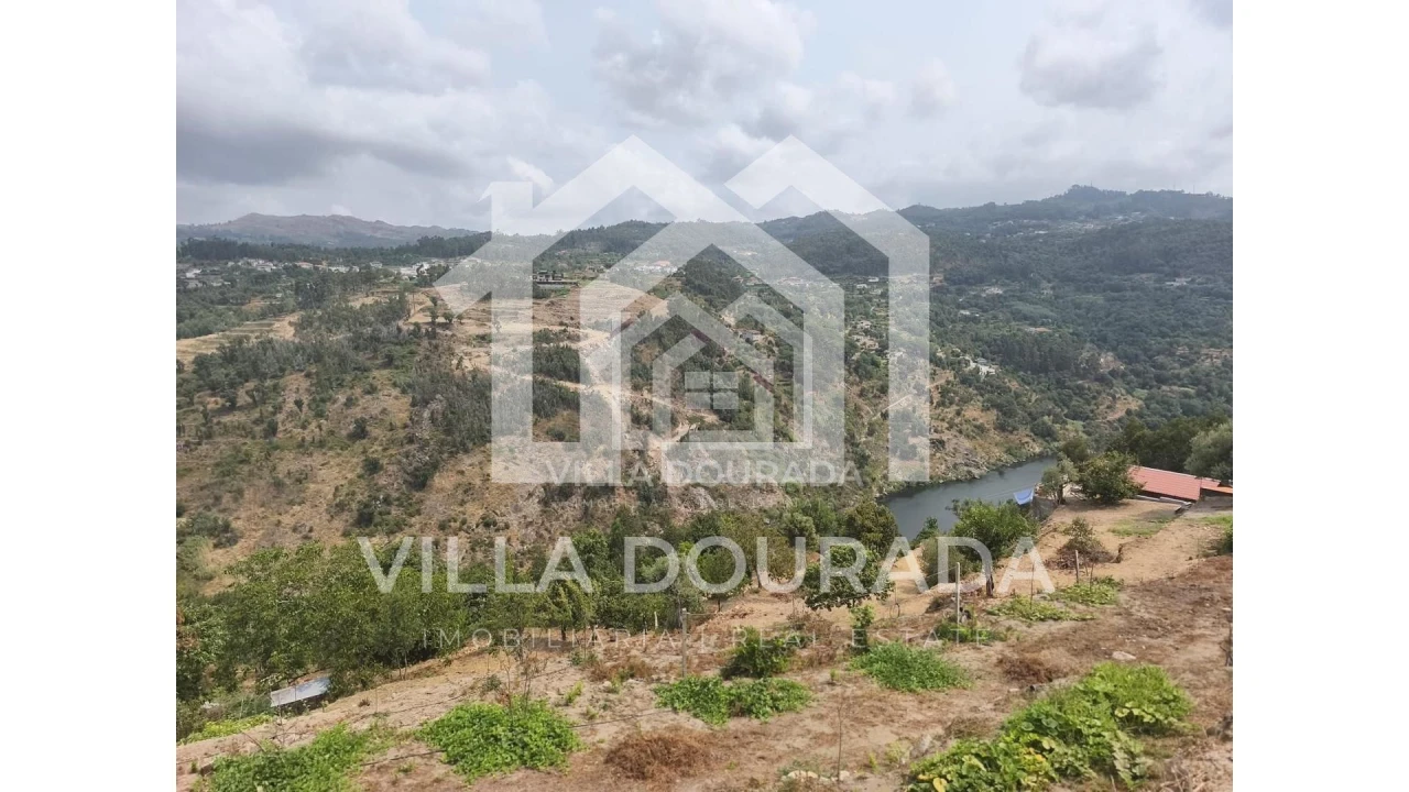 Terreno para Venda em Tarouquela Foto 9