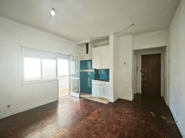 Apartamento T1 para Venda em Águas Livres