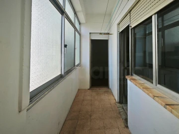Apartamento T1 para Venda em Águas Livres