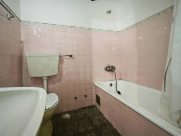 Apartamento T1 para Venda em Águas Livres
