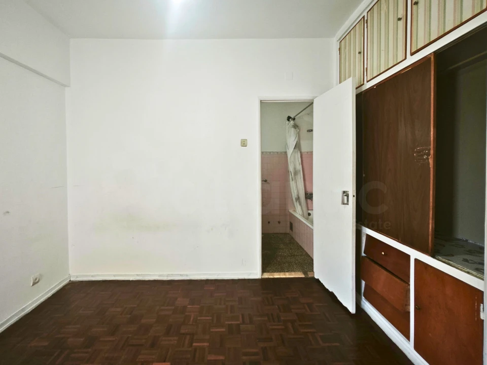 Apartamento T1 para Venda em Águas Livres Foto 13
