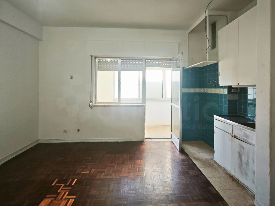 Apartamento T1 para Venda em Águas Livres Foto 7