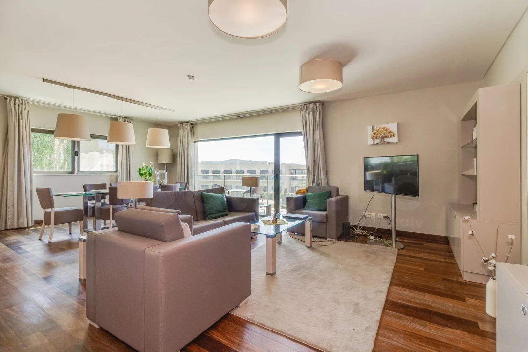 Apartamento T2 para Arrendamento em Agualva e Mira-Sintra Foto 1
