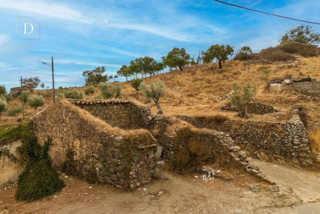 Moradia T5 para Venda em Almodôvar e Graça dos Padrões Foto 21