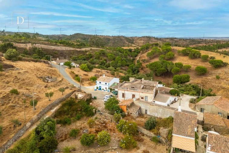 Moradia T5 para Venda em Almodôvar e Graça dos Padrões Foto 22