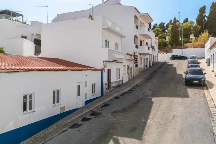 Moradia T2 para Venda em Albufeira e Olhos de Água Foto 9