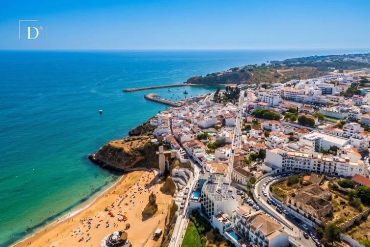 Moradia T2 para Venda em Albufeira e Olhos de Água Foto 7