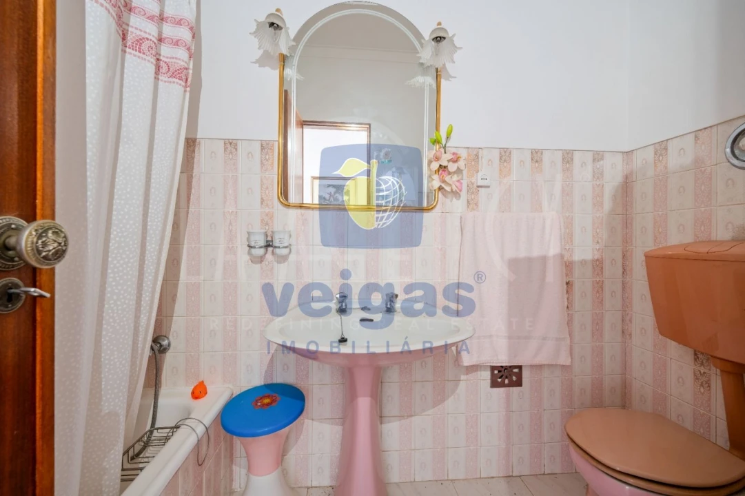 Apartamento T2 para Venda em Almada, Cova da Piedade, Pragal e Cacilhas Foto 15