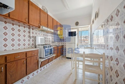 Apartamento T2 para Venda em Almada, Cova da Piedade, Pragal e Cacilhas