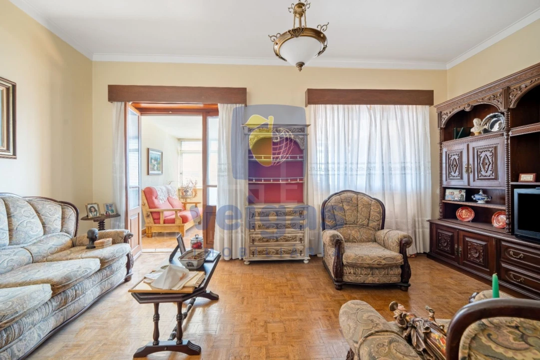 Apartamento T2 para Venda em Almada, Cova da Piedade, Pragal e Cacilhas Foto 1