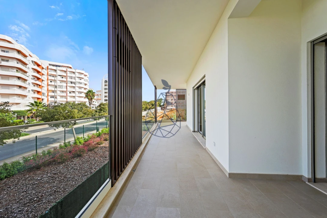 Apartamento T2 para Venda em Portimão Foto 19