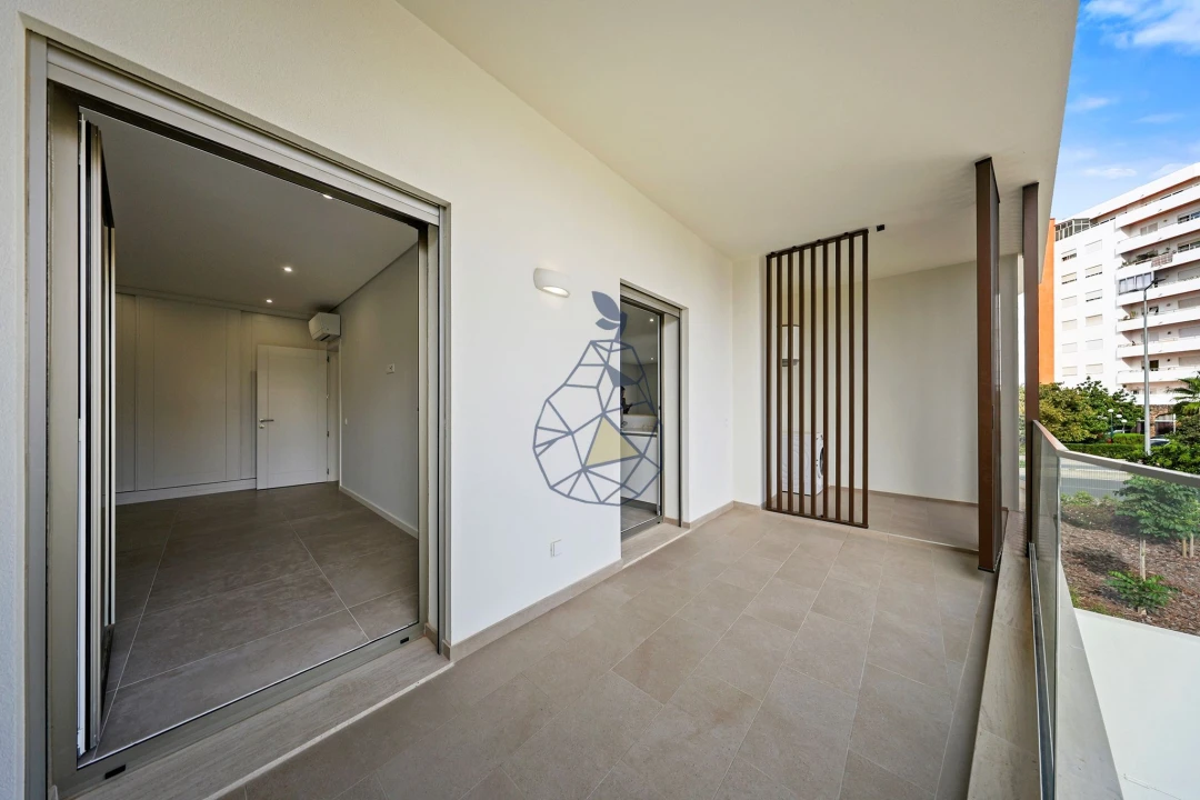 Apartamento T2 para Venda em Portimão Foto 9