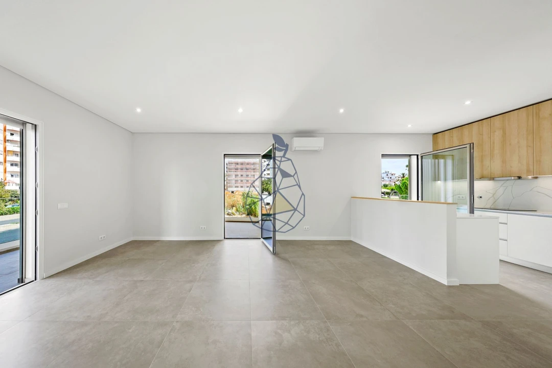Apartamento T2 para Venda em Portimão Foto 3