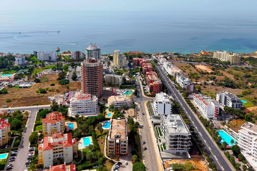 Apartamento T2 para Venda em Portimão Foto 48