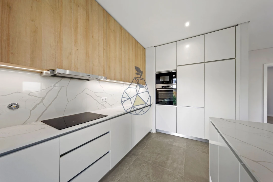 Apartamento T2 para Venda em Portimão Foto 2
