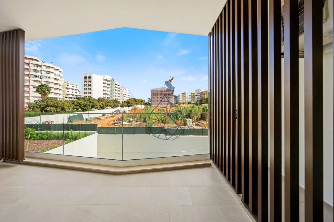 Apartamento T2 para Venda em Portimão Foto 8